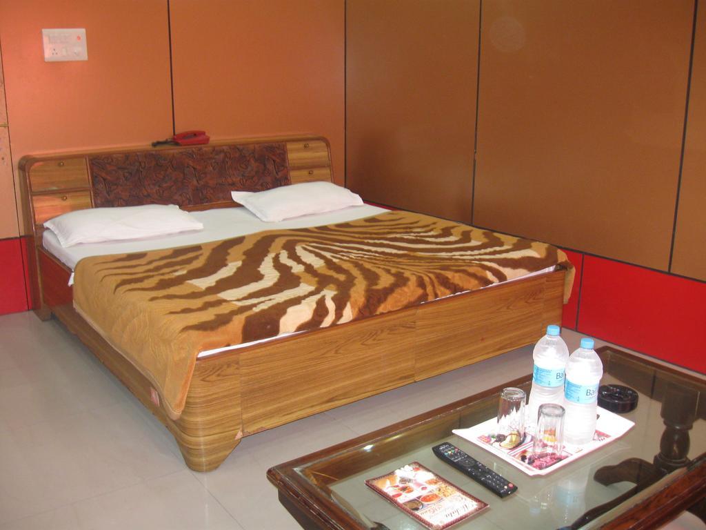 Hotel Shiv Ganga Rishīkesh Zimmer foto